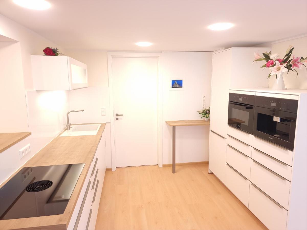 Liebevoll Eingerichtetes Haus Mit Grossem Garten In Dresden - Telefonnummer Und Video Unter Www Fhvn De 外观 照片
